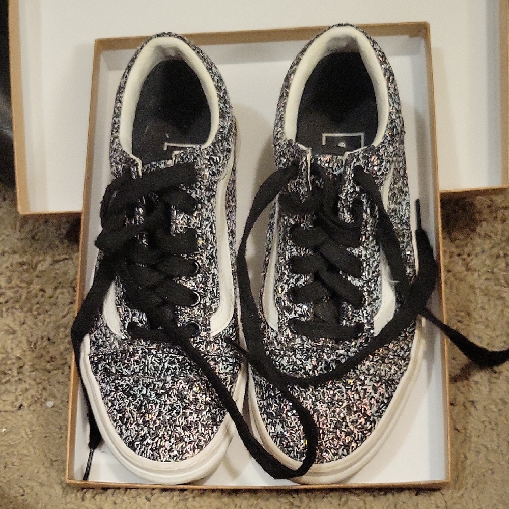 Vans Sparkly Black Iridescent Sneakers with Black Laces Size 7 Great Condition